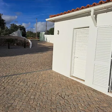 Rum i privatbostad - Studio Casa La-paz Santa Bárbara de Nexe